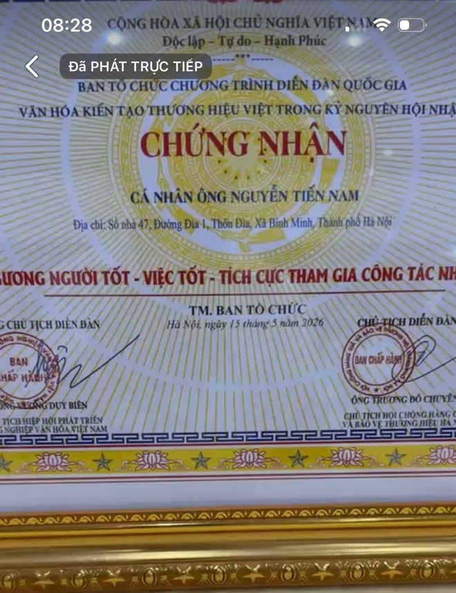 Vì sao ông Nguyễn Tiến Nam từng được trao chứng nhận 'Gương người tốt, việc tốt trong công tác nhân đạo'?- Ảnh 4.