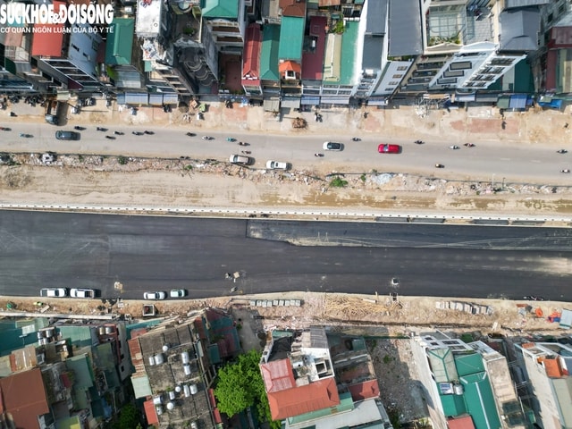 Diện mạo mới đường vành đai 1 nhiều đoạn được thảm nhựa- Ảnh 3. Diện mạo mới đường vành đai 1 nhiều đoạn được thảm nhựa- Ảnh 3.