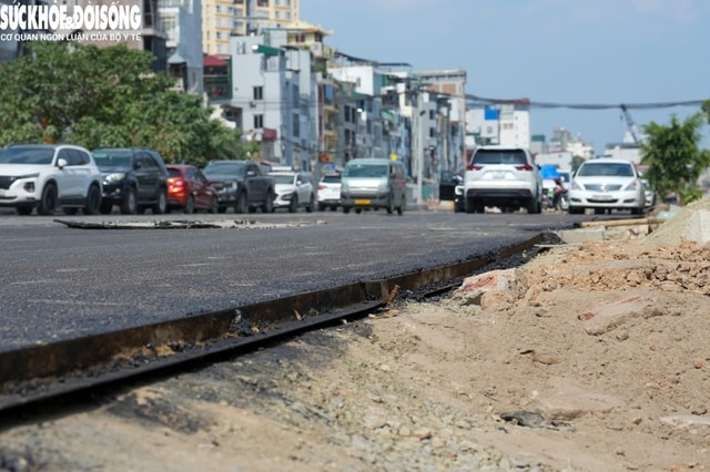 Diện mạo mới đường vành đai 1 nhiều đoạn được thảm nhựa- Ảnh 4. Diện mạo mới đường vành đai 1 nhiều đoạn được thảm nhựa- Ảnh 4.