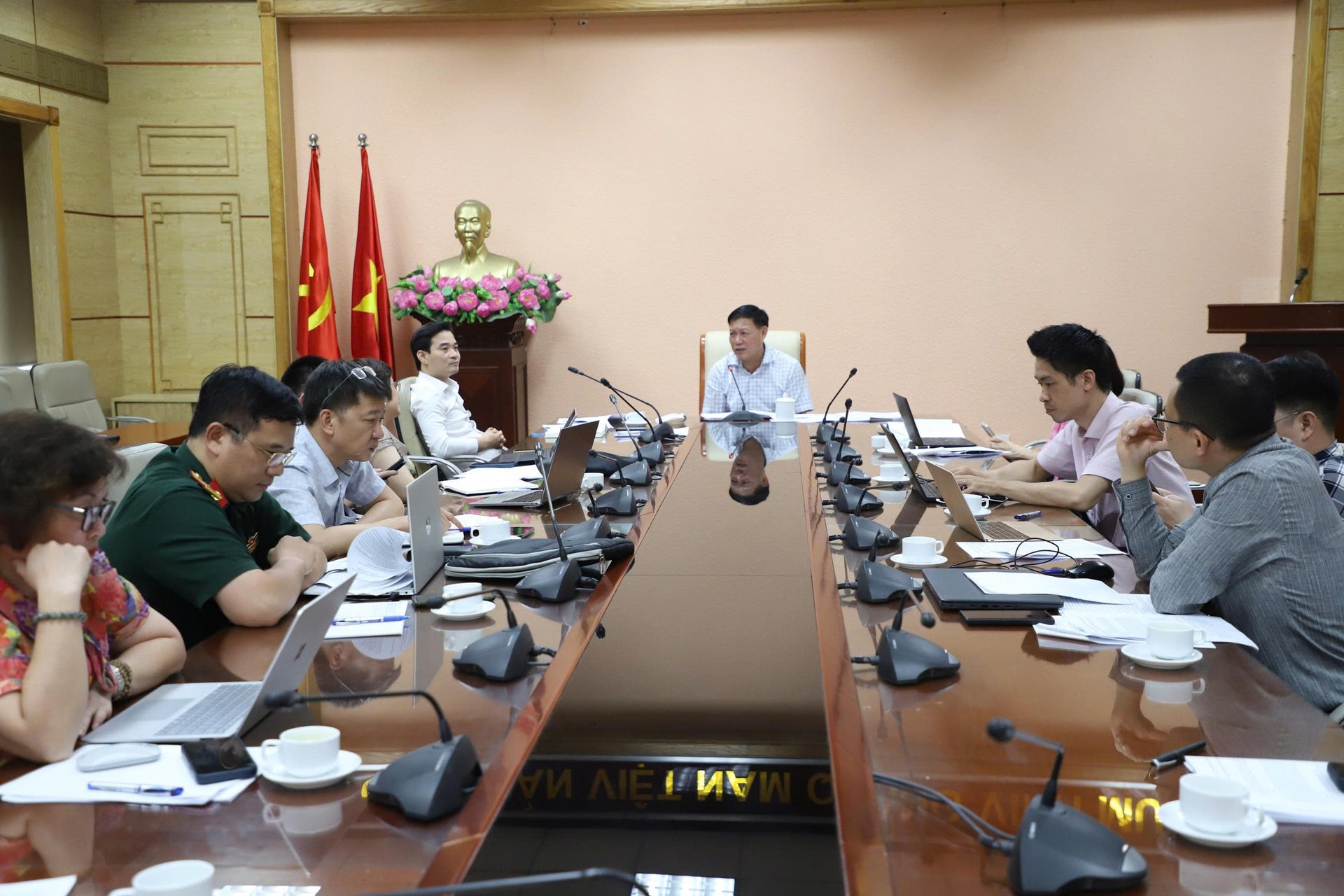 Sửa đổi Luật An toàn thực phẩm: Đề xuất quản lý theo chuỗi, thống nhất đầu mối từ Trung ương đến địa phương- Ảnh 8.