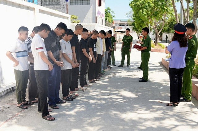 Giăng bẫy tình trên mạng, nhóm lừa đảo chiếm đoạt hơn 36,5 tỷ đồng- Ảnh 4. Giăng bẫy tình trên mạng, nhóm lừa đảo chiếm đoạt hơn 36,5 tỷ đồng- Ảnh 4.