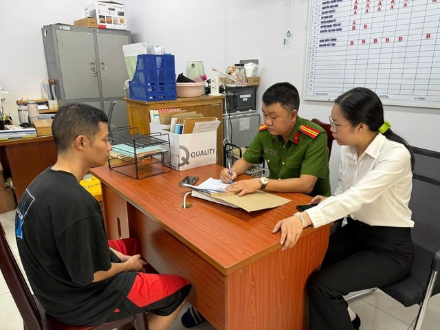 Từ 'ổ' ma túy của người nước ngoài, Công an TPHCM bóc gỡ đường dây lừa đảo công nghệ cao- Ảnh 3. Từ 'ổ' ma túy của người nước ngoài, Công an TPHCM bóc gỡ đường dây lừa đảo công nghệ cao- Ảnh 3.