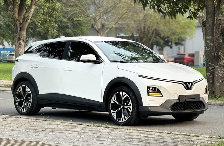 Chi tiết đầu xe VinFast VF 6