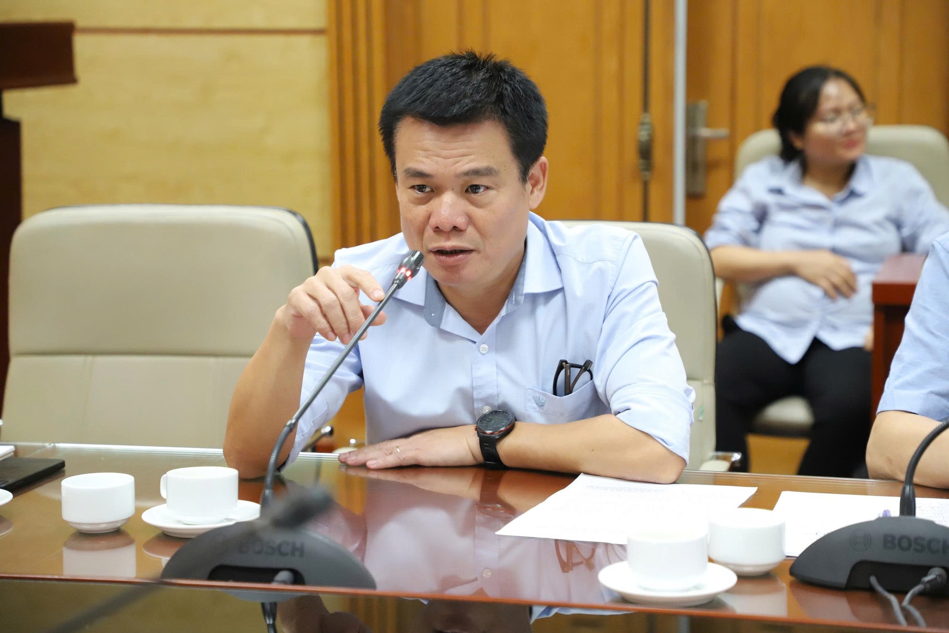 Thứ trưởng Nguyễn Tri Thức: Dữ liệu sức khỏe là nền tảng của chuyển đổi số y tế- Ảnh 2. Thứ trưởng Nguyễn Tri Thức: Dữ liệu sức khỏe là nền tảng của chuyển đổi số y tế- Ảnh 2.