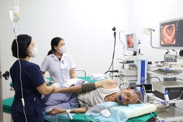 Nâng tầm chất lượng khám, chữa bệnh vì sức khỏe Nhân dân- Ảnh 2. Nâng tầm chất lượng khám, chữa bệnh vì sức khỏe Nhân dân- Ảnh 2.