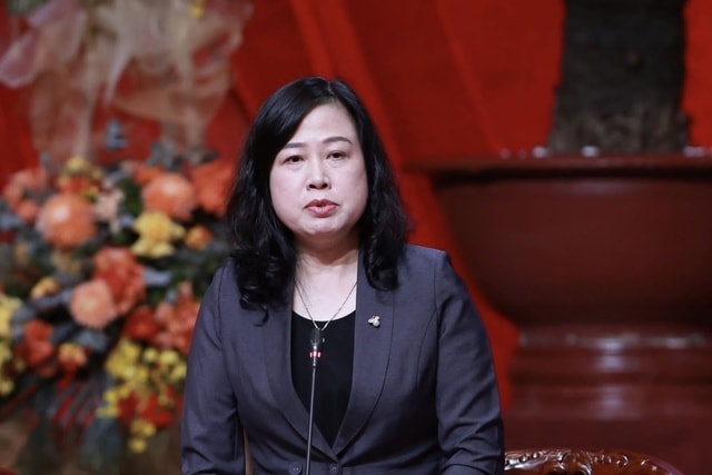 Bộ trưởng Đào Hồng Lan trả lời loạt kiến nghị về sức khỏe, ATTP và thuốc giả tại Đại hội XIV Công đoàn- Ảnh 3. Bộ trưởng Đào Hồng Lan trả lời loạt kiến nghị về sức khỏe, ATTP và thuốc giả tại Đại hội XIV Công đoàn- Ảnh 3.