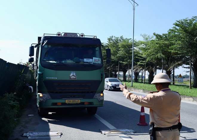 Hà Nội xử lý hơn 1.600 vi phạm trong hoạt động vận tải hàng hóa- Ảnh 3.