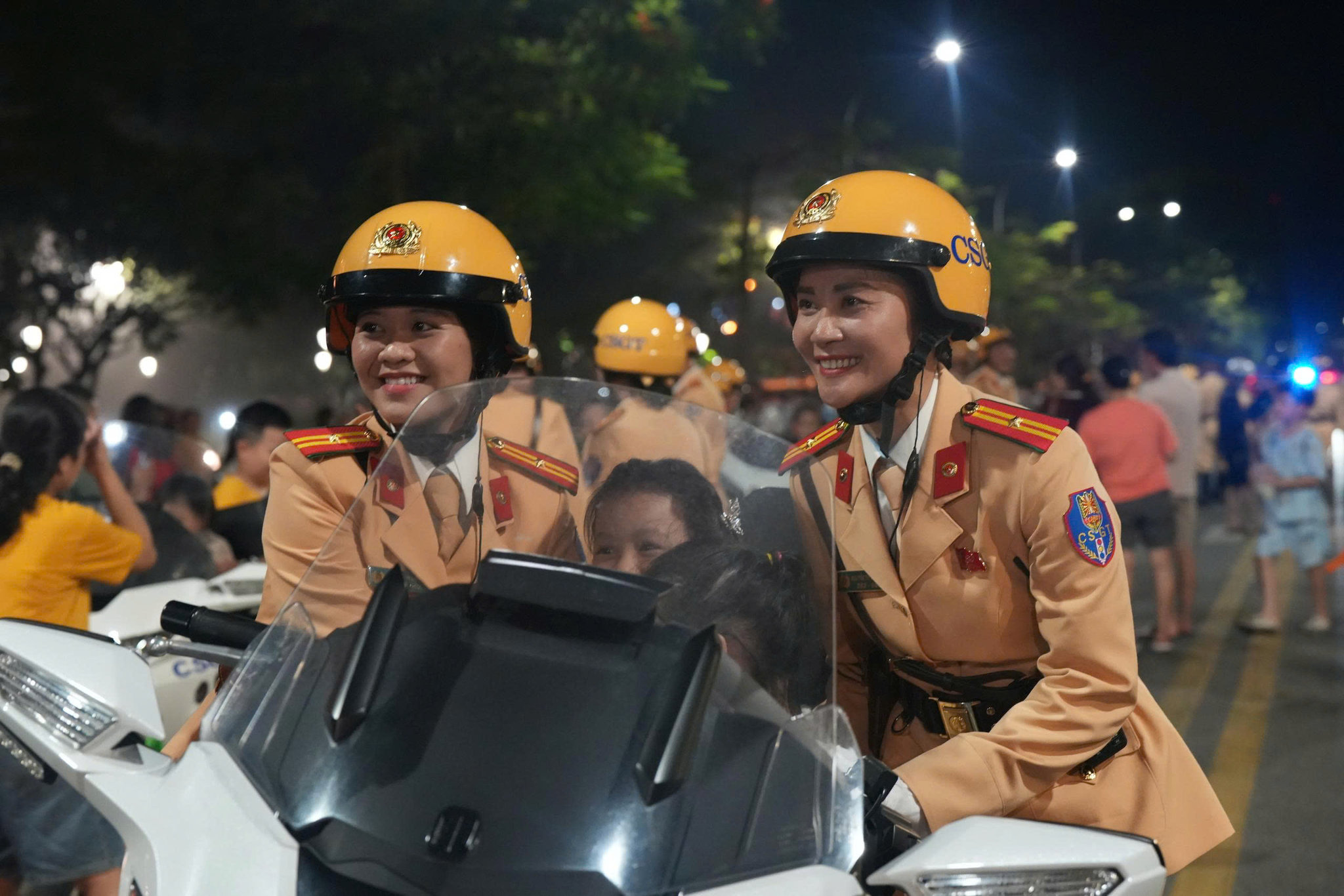 Ấn tượng hình ảnh mô tô dẫn đoàn, kỵ binh giữa lòng cố đô Huế- Ảnh 10.