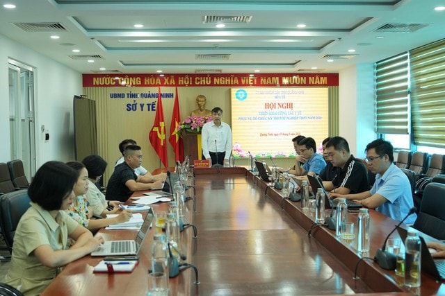 Ngành Y tế Quảng Ninh sẵn sàng đồng hành cùng sĩ tử- Ảnh 1. Ngành Y tế Quảng Ninh sẵn sàng đồng hành cùng sĩ tử- Ảnh 1.