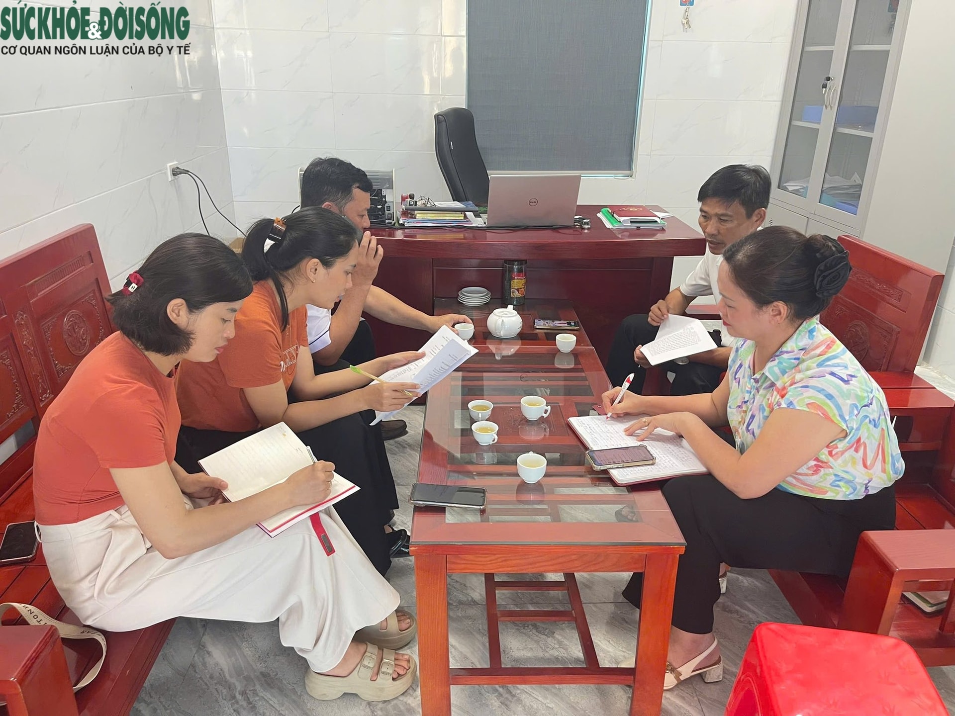 Nguy cơ bệnh dại gia tăng mùa nắng nóng, cần tiêm phòng ngay khi bị chó mèo cắn- Ảnh 1. Nguy cơ bệnh dại gia tăng mùa nắng nóng, cần tiêm phòng ngay khi bị chó mèo cắn- Ảnh 1.