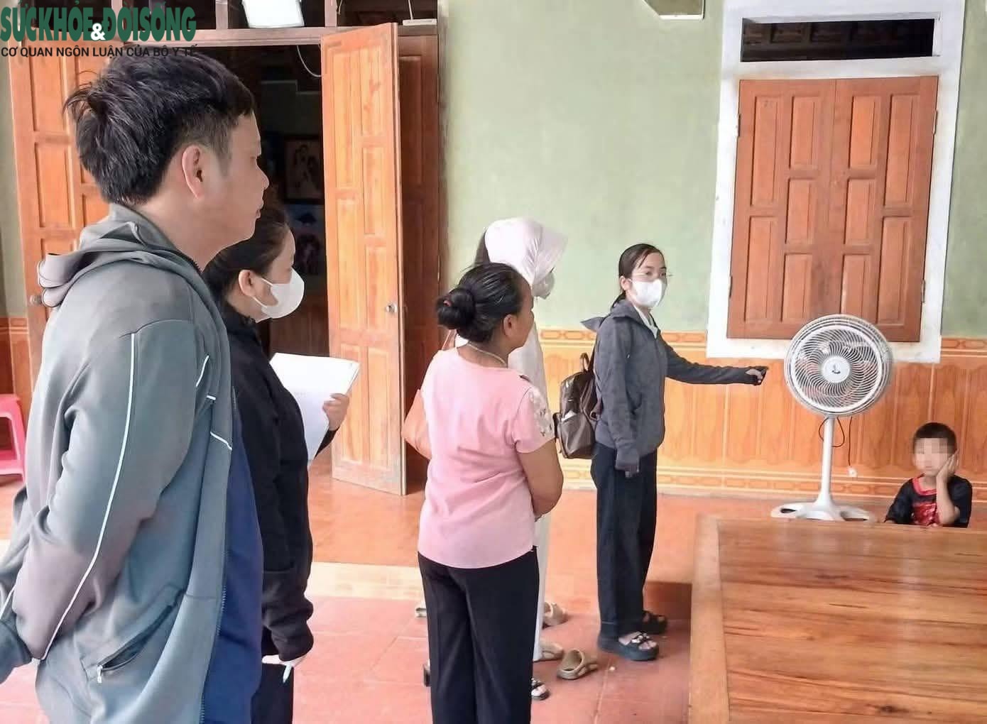 Nguy cơ bệnh dại gia tăng mùa nắng nóng, cần tiêm phòng ngay khi bị chó mèo cắn- Ảnh 2. Nguy cơ bệnh dại gia tăng mùa nắng nóng, cần tiêm phòng ngay khi bị chó mèo cắn- Ảnh 2.