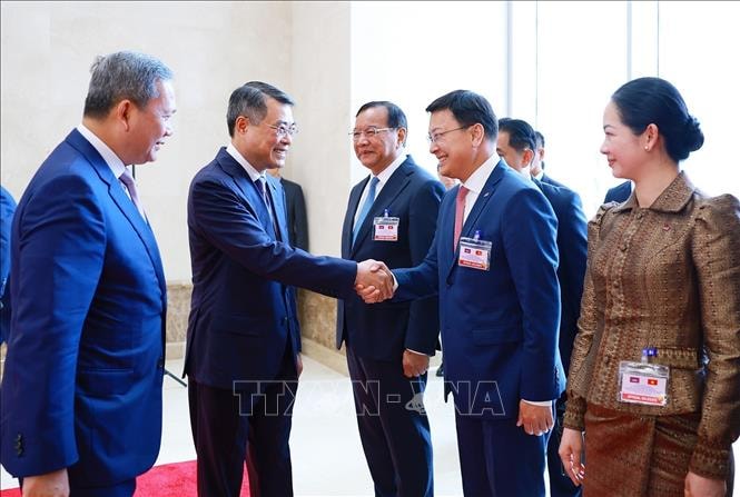 Thủ tướng Lê Minh Hưng chủ trì lễ đón chính thức Thủ tướng Campuchia- Ảnh 7. Thủ tướng Lê Minh Hưng chủ trì lễ đón chính thức Thủ tướng Campuchia- Ảnh 7.