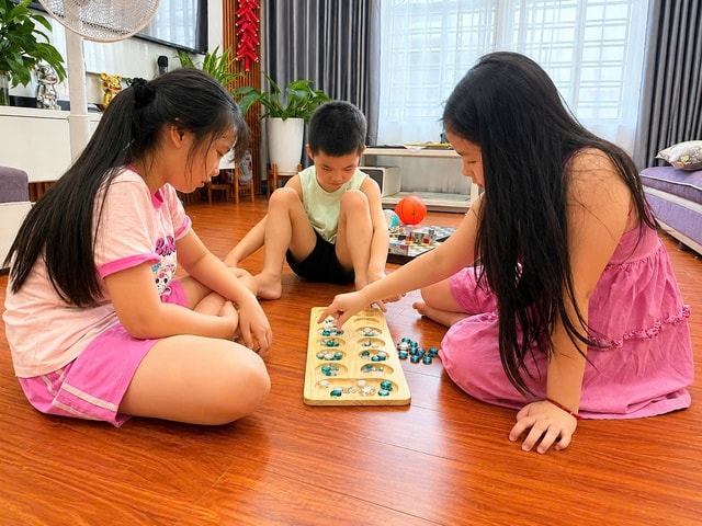Bảo vệ trẻ em trong thời đại số- Kỳ cuối: Cách giúp trẻ hạnh phúc, an toàn và tự tin trong kỷ nguyên số- Ảnh 3. Bảo vệ trẻ em trong thời đại số- Kỳ cuối: Cách giúp trẻ hạnh phúc, an toàn và tự tin trong kỷ nguyên số- Ảnh 3.
