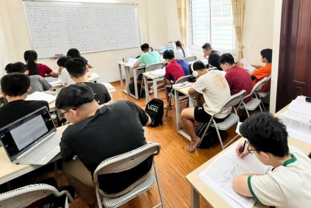 Dạy thêm nhóm nhỏ tại nhà có phải đăng ký kinh doanh?- Ảnh 1. Dạy thêm nhóm nhỏ tại nhà có phải đăng ký kinh doanh?- Ảnh 1.