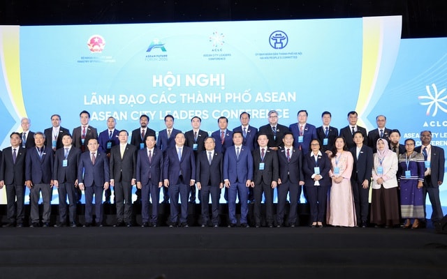 Phó Thủ tướng Phạm Gia Túc: Các thành phố ASEAN cần kề vai sát cánh để phát triển bền vững- Ảnh 3. Phó Thủ tướng Phạm Gia Túc: Các thành phố ASEAN cần kề vai sát cánh để phát triển bền vững- Ảnh 3.