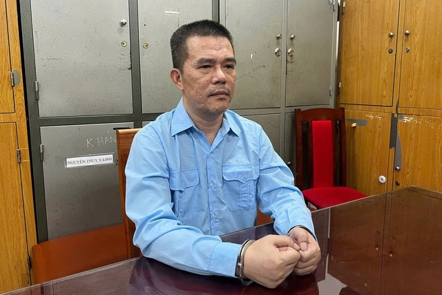 Khởi tố TikToker Ngọc 'sùi' cùng đồng phạm cưỡng đoạt 6,8 tỷ đồng của chủ khách sạn- Ảnh 1. Khởi tố TikToker Ngọc 'sùi' cùng đồng phạm cưỡng đoạt 6,8 tỷ đồng của chủ khách sạn- Ảnh 1.