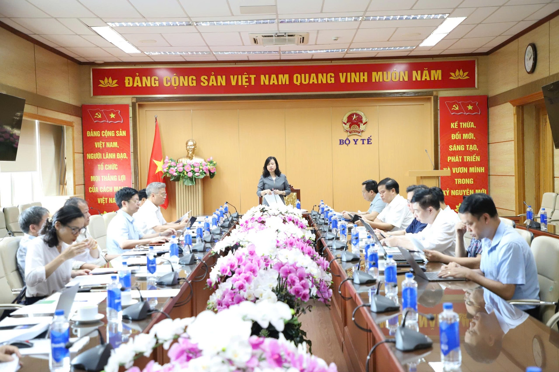 Khẩn trương hoàn thiện cơ chế, chính sách để vận hành hiệu quả cơ sở 2 Bệnh viện Bạch Mai và Việt Đức- Ảnh 10. Khẩn trương hoàn thiện cơ chế, chính sách để vận hành hiệu quả cơ sở 2 Bệnh viện Bạch Mai và Việt Đức- Ảnh 10.