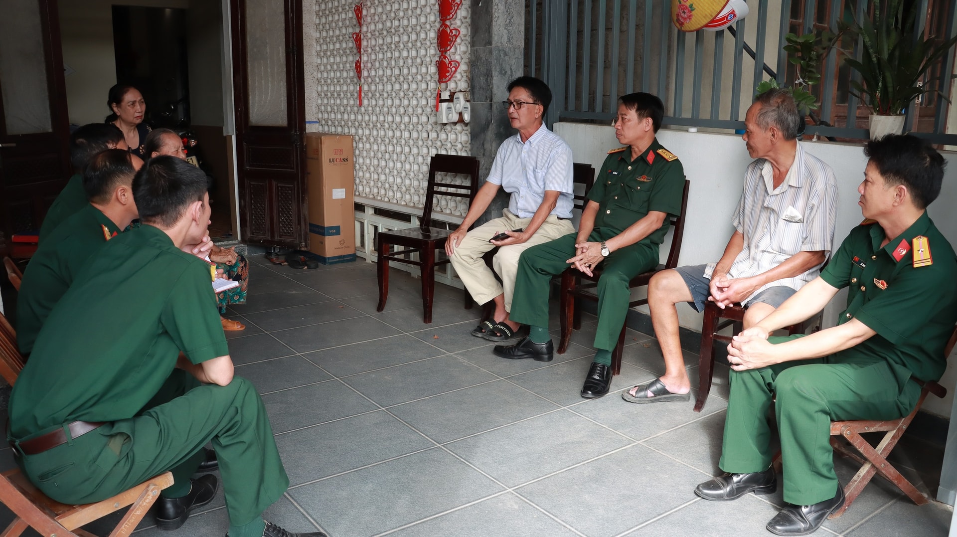 Xác minh thông tin khu vực nghi có mộ tập thể 15 liệt sĩ ở Huế- Ảnh 1. Xác minh thông tin khu vực nghi có mộ tập thể 15 liệt sĩ ở Huế- Ảnh 1.