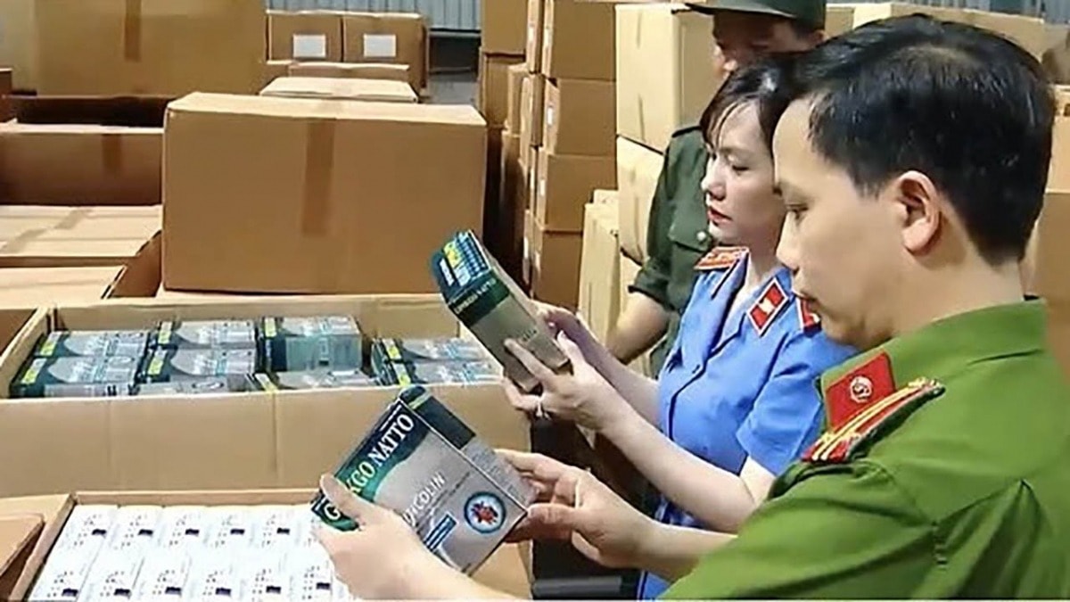 Bộ Y tế yêu cầu tăng cường kiểm soát thực phẩm giả, siết quảng cáo trên môi trường mạng- Ảnh 1. Bộ Y tế yêu cầu tăng cường kiểm soát thực phẩm giả, siết quảng cáo trên môi trường mạng- Ảnh 1.