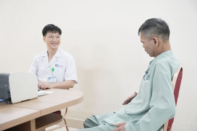 Cắt khối ung thư xâm lấn rộng, bảo tồn chức năng tiết niệu cho người bệnh- Ảnh 2. Cắt khối ung thư xâm lấn rộng, bảo tồn chức năng tiết niệu cho người bệnh- Ảnh 2.