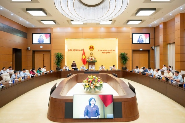 Dự kiến giám sát 12 địa phương về sử dụng trụ sở làm việc sau sáp nhập- Ảnh 1. Dự kiến giám sát 12 địa phương về sử dụng trụ sở làm việc sau sáp nhập- Ảnh 1.