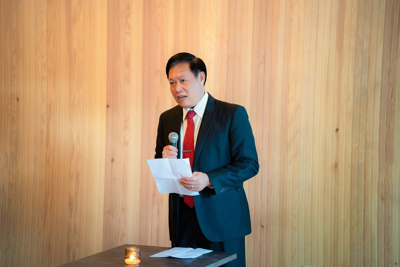 Thứ trưởng Đỗ Xuân Tuyên: 