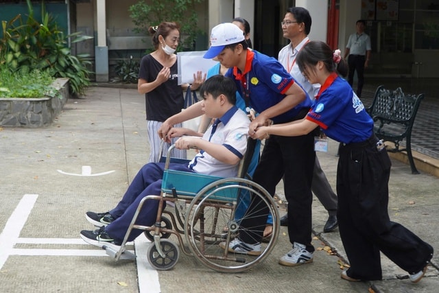 Gần 143.000 thí sinh tại TPHCM tự tin bước vào kỳ thi tốt nghiệp THPT lớn nhất từ trước đến nay- Ảnh 7.