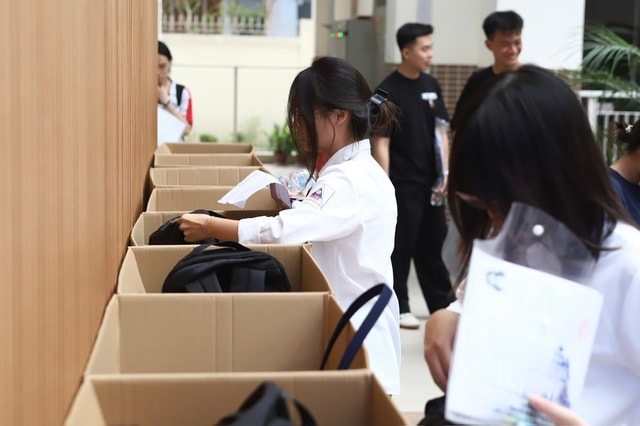 12 thí sinh bị đình chỉ trong buổi thi Ngữ văn kỳ thi tốt nghiệp THPT 2026- Ảnh 1.