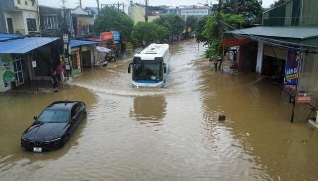 Thiên tai những ngày tới rất phức tạp, các địa phương chủ động ứng phó- Ảnh 1. Thiên tai những ngày tới rất phức tạp, các địa phương chủ động ứng phó- Ảnh 1.