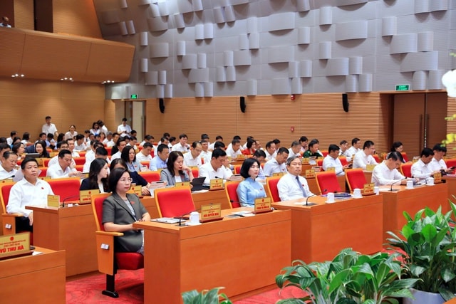 HĐND TP Hà Nội xem xét nhiều nghị quyết quan trọng triển khai Luật Thủ đô- Ảnh 2. HĐND TP Hà Nội xem xét nhiều nghị quyết quan trọng triển khai Luật Thủ đô- Ảnh 2.
