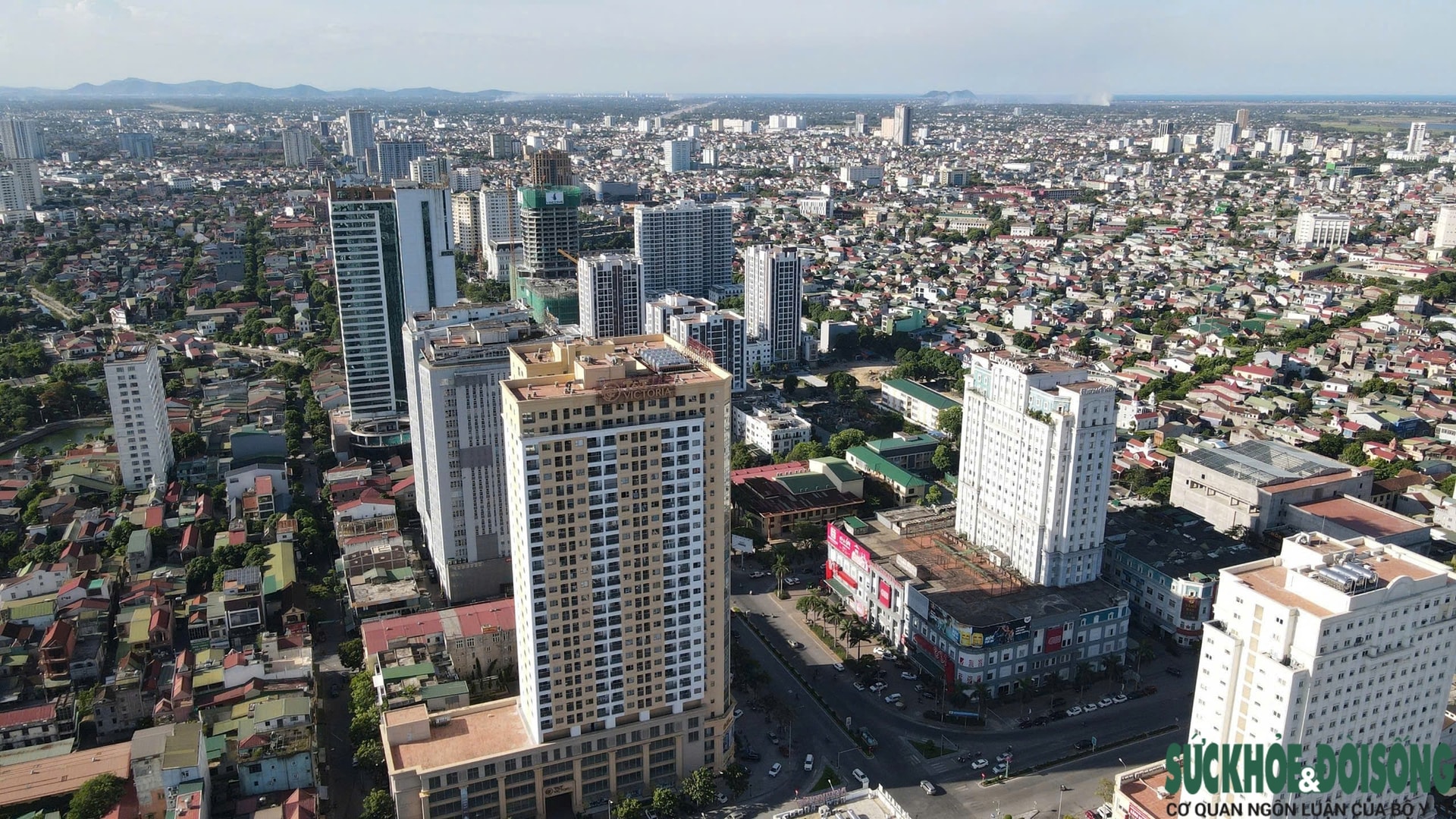 Rộ quảng cáo bán nhà ở xã hội khi chưa đủ điều kiện, Nghệ An yêu cầu kiểm tra toàn diện- Ảnh 1. Rộ quảng cáo bán nhà ở xã hội khi chưa đủ điều kiện, Nghệ An yêu cầu kiểm tra toàn diện- Ảnh 1.