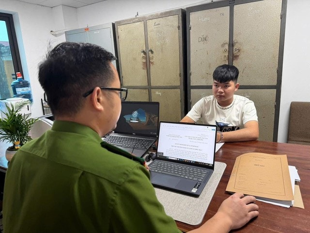 Khởi tố đối tượng dùng dao phay chém vợ và mẹ vợ trọng thương- Ảnh 1. Khởi tố đối tượng dùng dao phay chém vợ và mẹ vợ trọng thương- Ảnh 1.