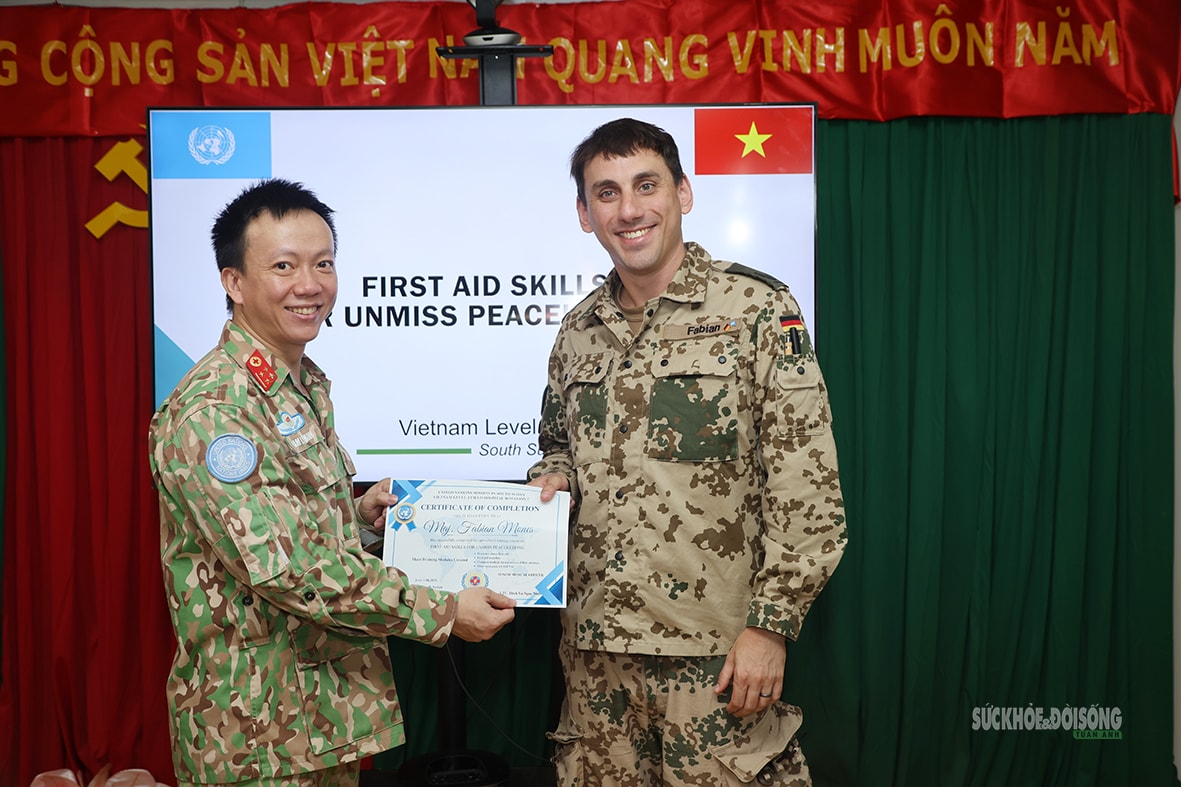 Bệnh viện Dã chiến cấp 2 số 7 nâng cao kỹ năng cấp cứu cho lực lượng gìn giữ hòa bình 2026 - Ảnh 5. Bệnh viện Dã chiến cấp 2 số 7 nâng cao kỹ năng cấp cứu cho lực lượng gìn giữ hòa bình 2026 - Ảnh 5.