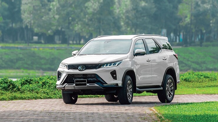 Thông số kỹ thuật xe Toyota Fortuner 2026