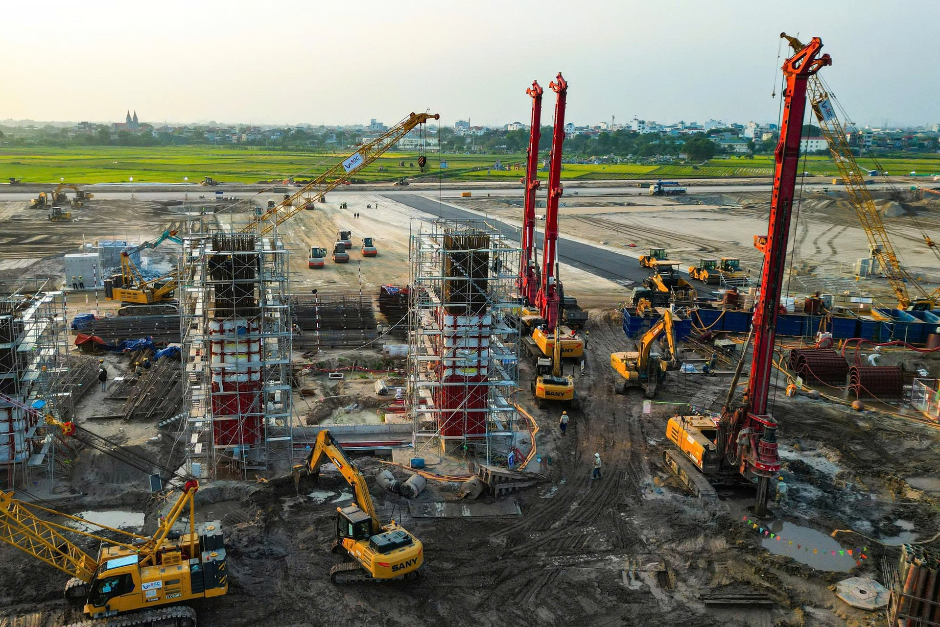 Bên trong đại công trường sân vận động Hùng Vương tại Hà Nội - Ảnh 8. Bên trong đại công trường sân vận động Hùng Vương tại Hà Nội - Ảnh 8.