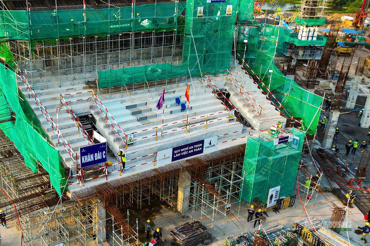 Bên trong đại công trường sân vận động Hùng Vương tại Hà Nội - Ảnh 7. Bên trong đại công trường sân vận động Hùng Vương tại Hà Nội - Ảnh 7.