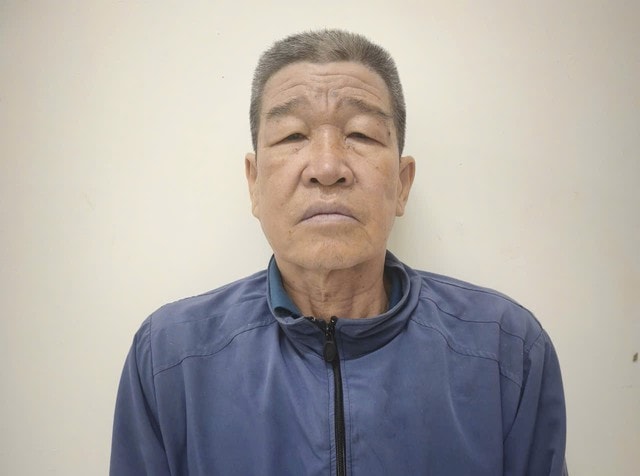 Một đối tượng truy nã đặc biệt nguy hiểm bị bắt sau nhiều năm lẩn trốn- Ảnh 1. Một đối tượng truy nã đặc biệt nguy hiểm bị bắt sau nhiều năm lẩn trốn- Ảnh 1.