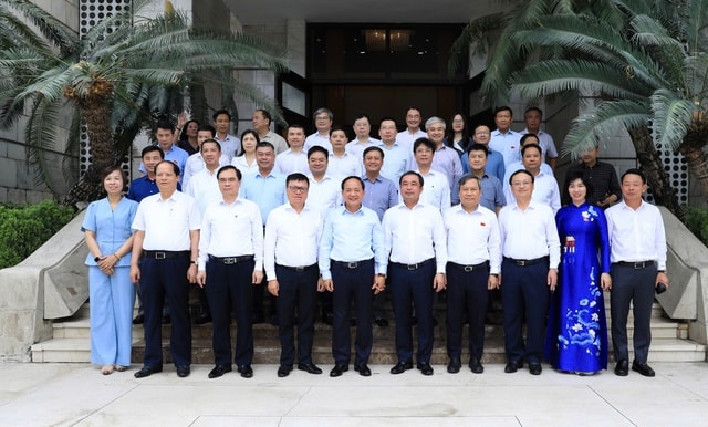 Hà Nội gặp mặt lãnh đạo các cơ quan báo chí nhân 101 năm Ngày Báo chí Cách mạng Việt Nam- Ảnh 5. Hà Nội gặp mặt lãnh đạo các cơ quan báo chí nhân 101 năm Ngày Báo chí Cách mạng Việt Nam- Ảnh 5.