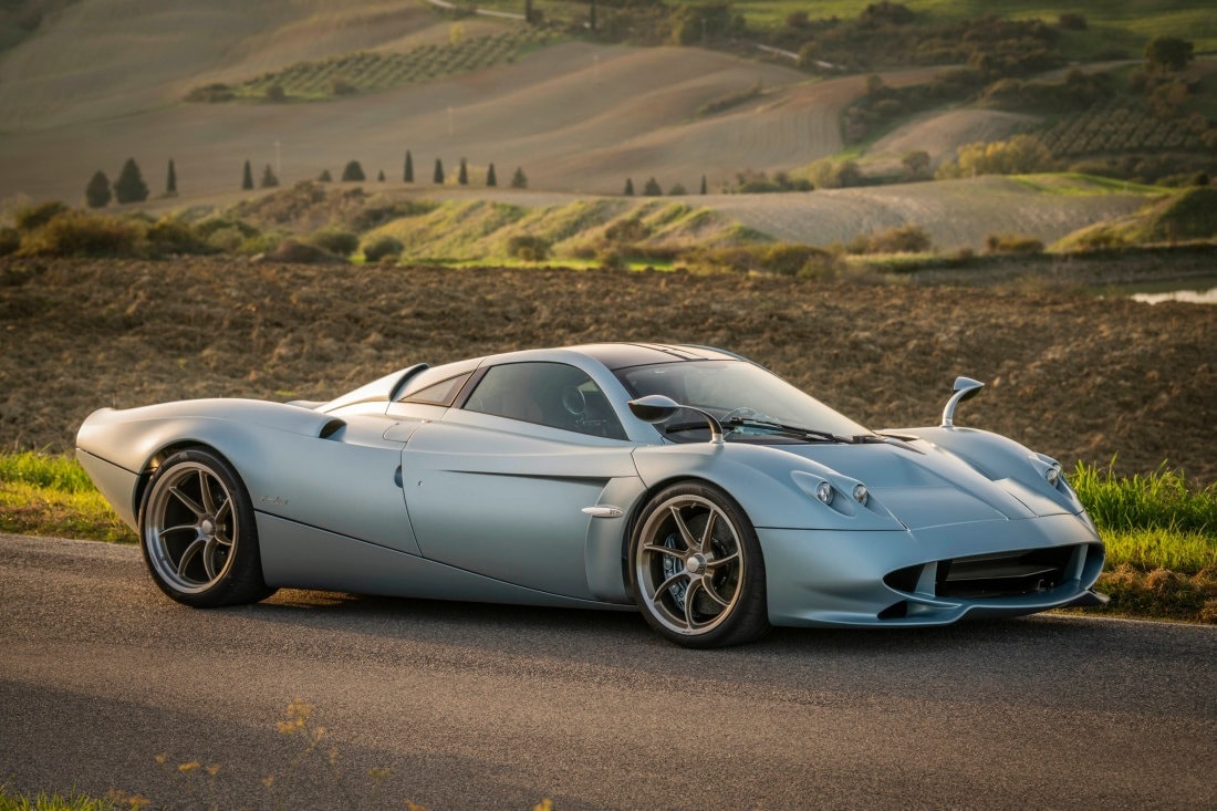 Pagani Huayra Codalunga.