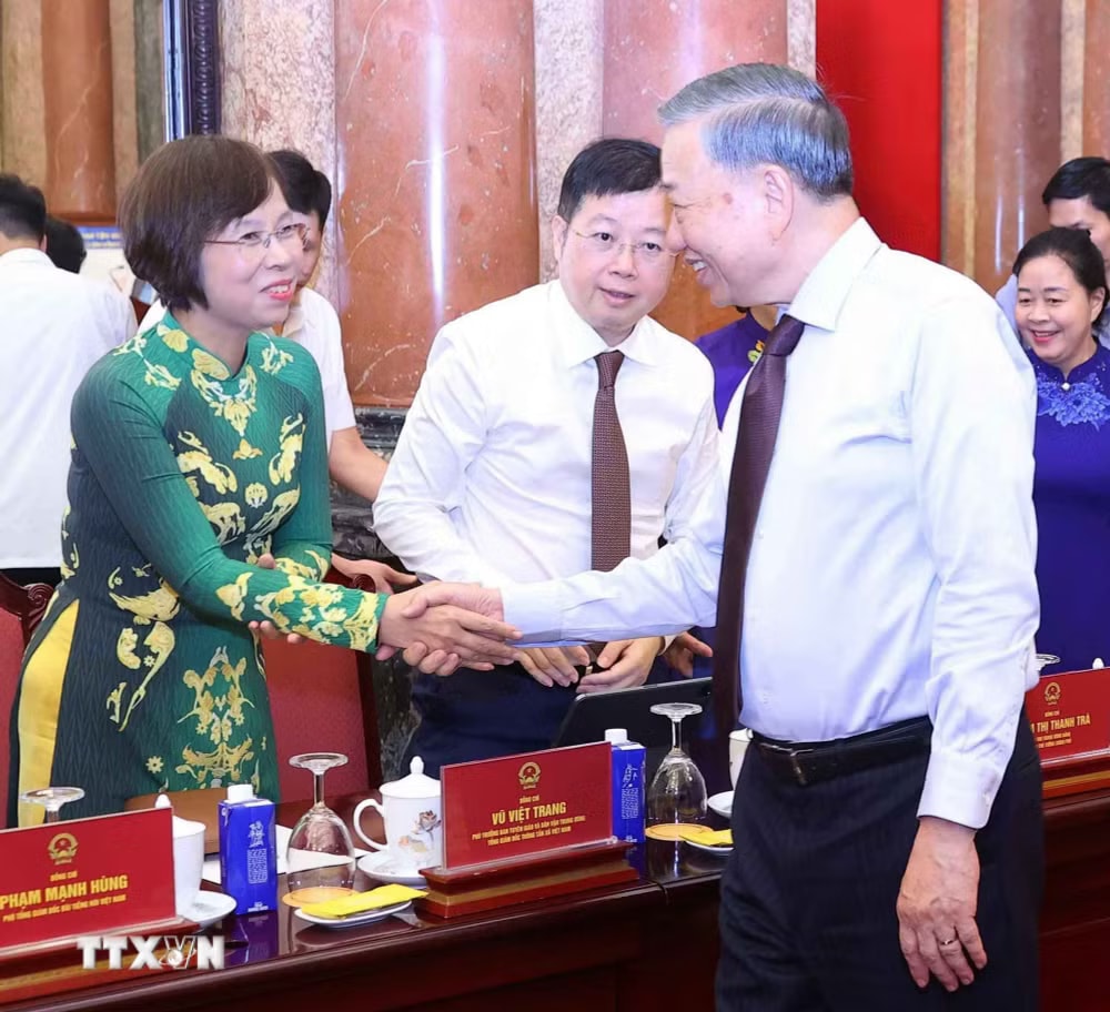 Tổng Bí thư, Chủ tịch nước Tô Lâm: Báo chí phải bám sát thực tiễn, tôn trọng sự thật, lấy lợi ích của nhân dân làm điểm xuất phát- Ảnh 3. Tổng Bí thư, Chủ tịch nước Tô Lâm: Báo chí phải bám sát thực tiễn, tôn trọng sự thật, lấy lợi ích của nhân dân làm điểm xuất phát- Ảnh 3.