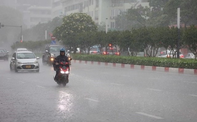 Miền Bắc nhiều mây, mưa dông mạnh vào chiều tối- Ảnh 1. Miền Bắc nhiều mây, mưa dông mạnh vào chiều tối- Ảnh 1.