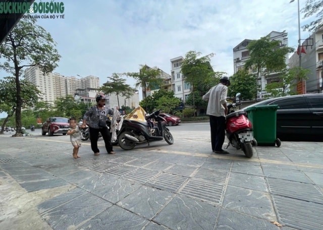‘Tiến sĩ nắn chỉnh xương’ ở Y Đức Vương tự nhận chỉ chăm sóc sức khoẻ, tiếp tục giúp trẻ ‘không nói được thành nói được’- Ảnh 4. ‘Tiến sĩ nắn chỉnh xương’ ở Y Đức Vương tự nhận chỉ chăm sóc sức khoẻ, tiếp tục giúp trẻ ‘không nói được thành nói được’- Ảnh 4.