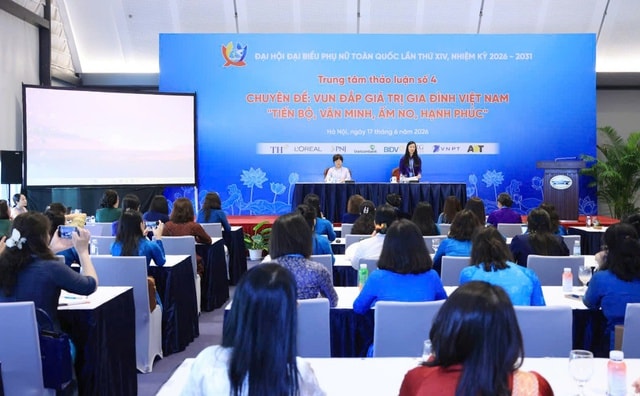 Thứ trưởng Bộ Dân tộc và Tôn giáo: Gỡ nút thắt để phụ nữ dân tộc thiểu số phát triển toàn diện - Ảnh 1.