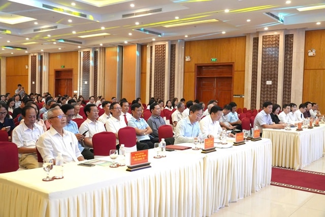 Phóng viên Báo Sức khỏe và Đời sống nhận Bằng khen của Chủ tịch UBND tỉnh Quảng Trị- Ảnh 1. Phóng viên Báo Sức khỏe và Đời sống nhận Bằng khen của Chủ tịch UBND tỉnh Quảng Trị- Ảnh 1.