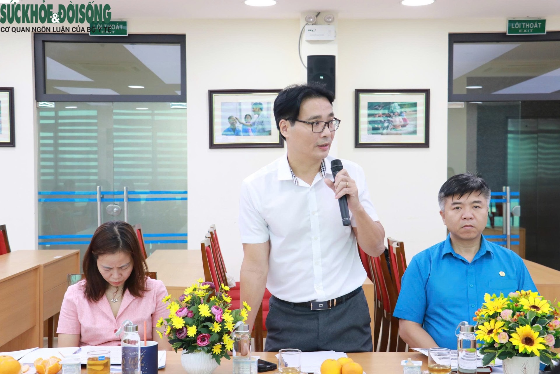 Sắp phát động phong trào thi đua thực hiện giải pháp đột phá chăm sóc sức khỏe toàn dân- Ảnh 4. Sắp phát động phong trào thi đua thực hiện giải pháp đột phá chăm sóc sức khỏe toàn dân- Ảnh 4.