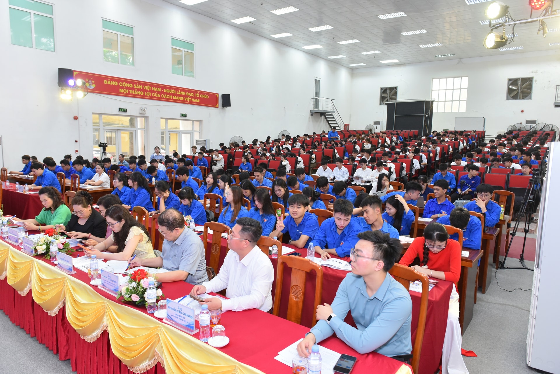 Thanh niên cần trở thành lực lượng tiên phong trong chăm sóc sức khỏe chủ động- Ảnh 2. Thanh niên cần trở thành lực lượng tiên phong trong chăm sóc sức khỏe chủ động- Ảnh 2.