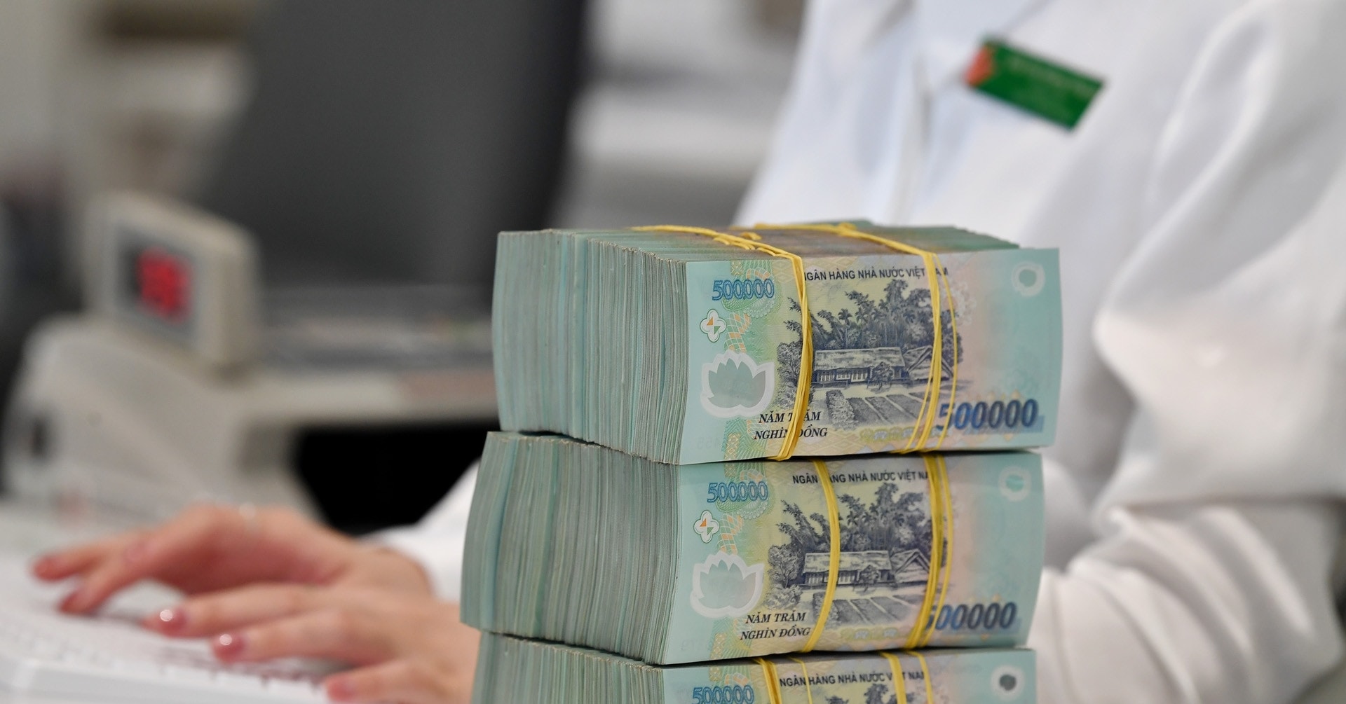 Nhiều ngân hàng lớn điều chỉnh giảm lãi suất huy động trong tháng 6/2026