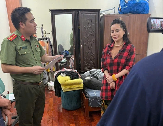Bắt tạm giam chủ tài khoản tiktok 'Hà My' liên quan đến 2 bệnh viện ở Hà Nội- Ảnh 1.