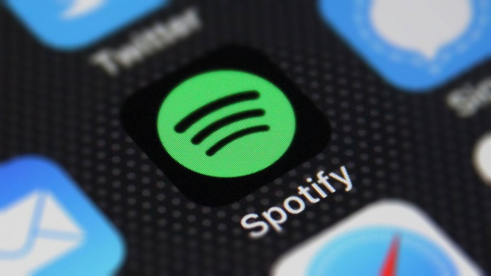Giao diện sắp xếp playlist trên ứng dụng Spotify
