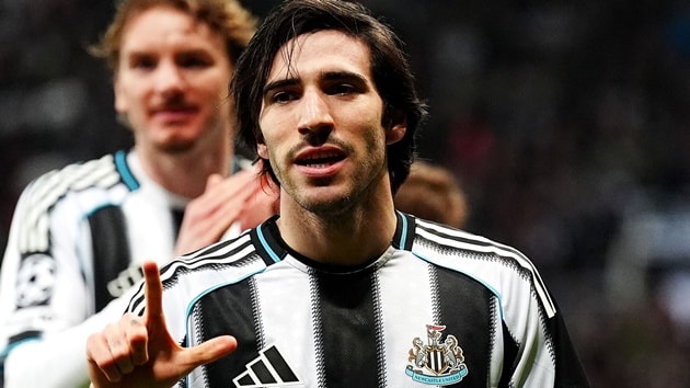 Sandro Tonali là mục tiêu chuyển nhượng hàng đầu của Tottenham Hotspur